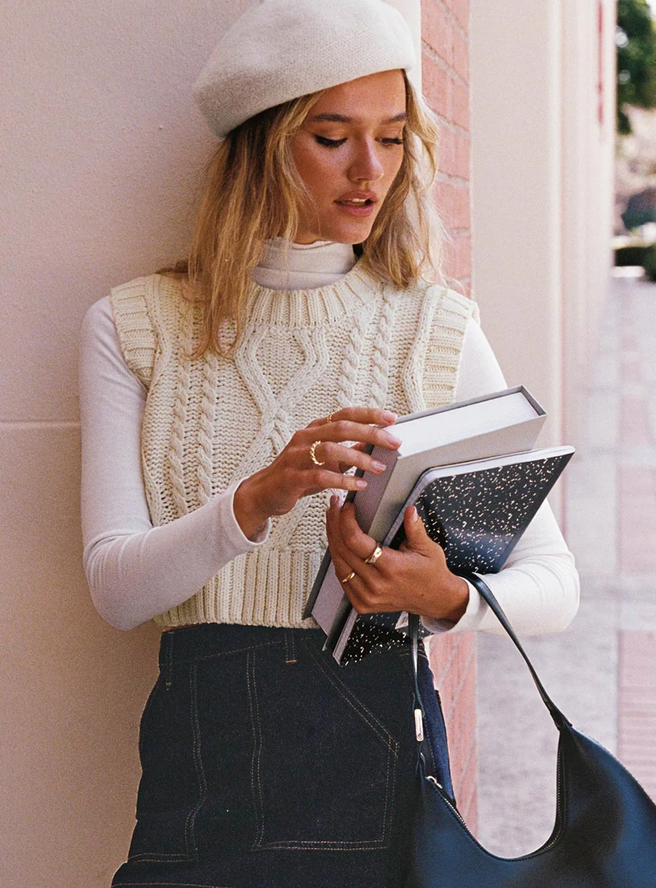 Carey Sweater Vest Beige